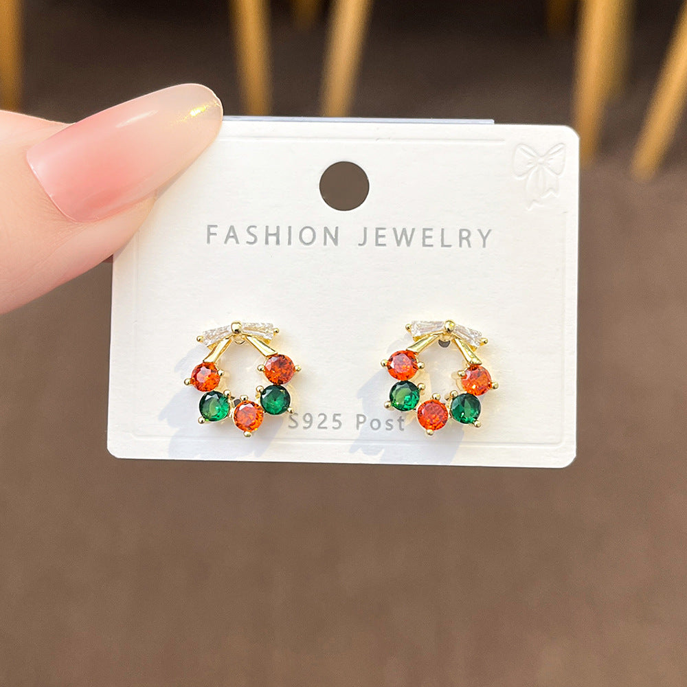 Elegant Christmas Wreath Rhinestone Stud Earrings