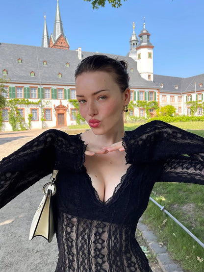 Sexy V-Neck Lace Trim Fitted Top
