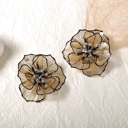 Trendy Geometric Hollow Out Flower Stud Earrings