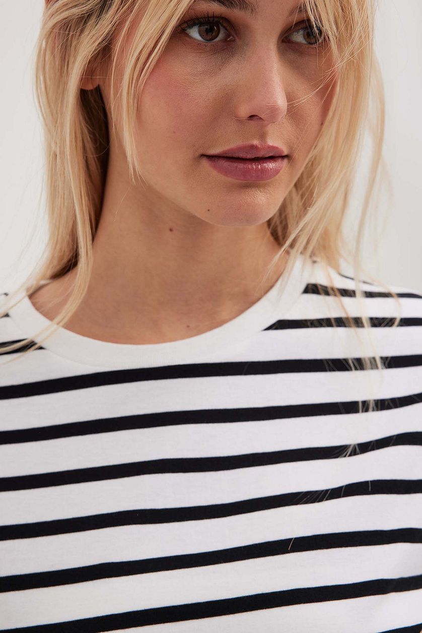 Round Neck Striped Loose Short Sleeves Top