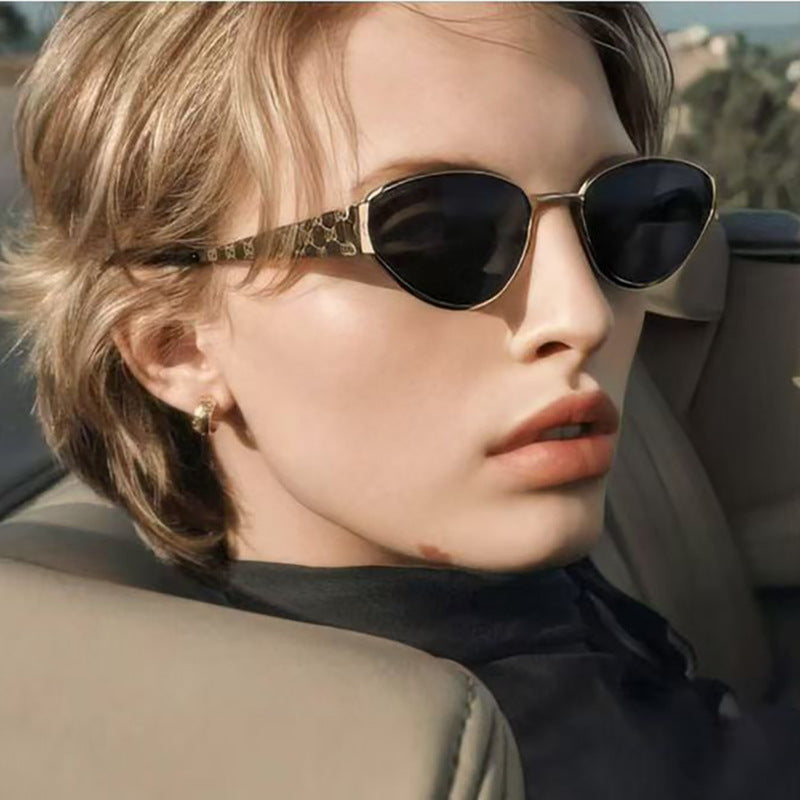 Retro Cat Eye Sunglasses Stylish Metal Frame UV400 Protection