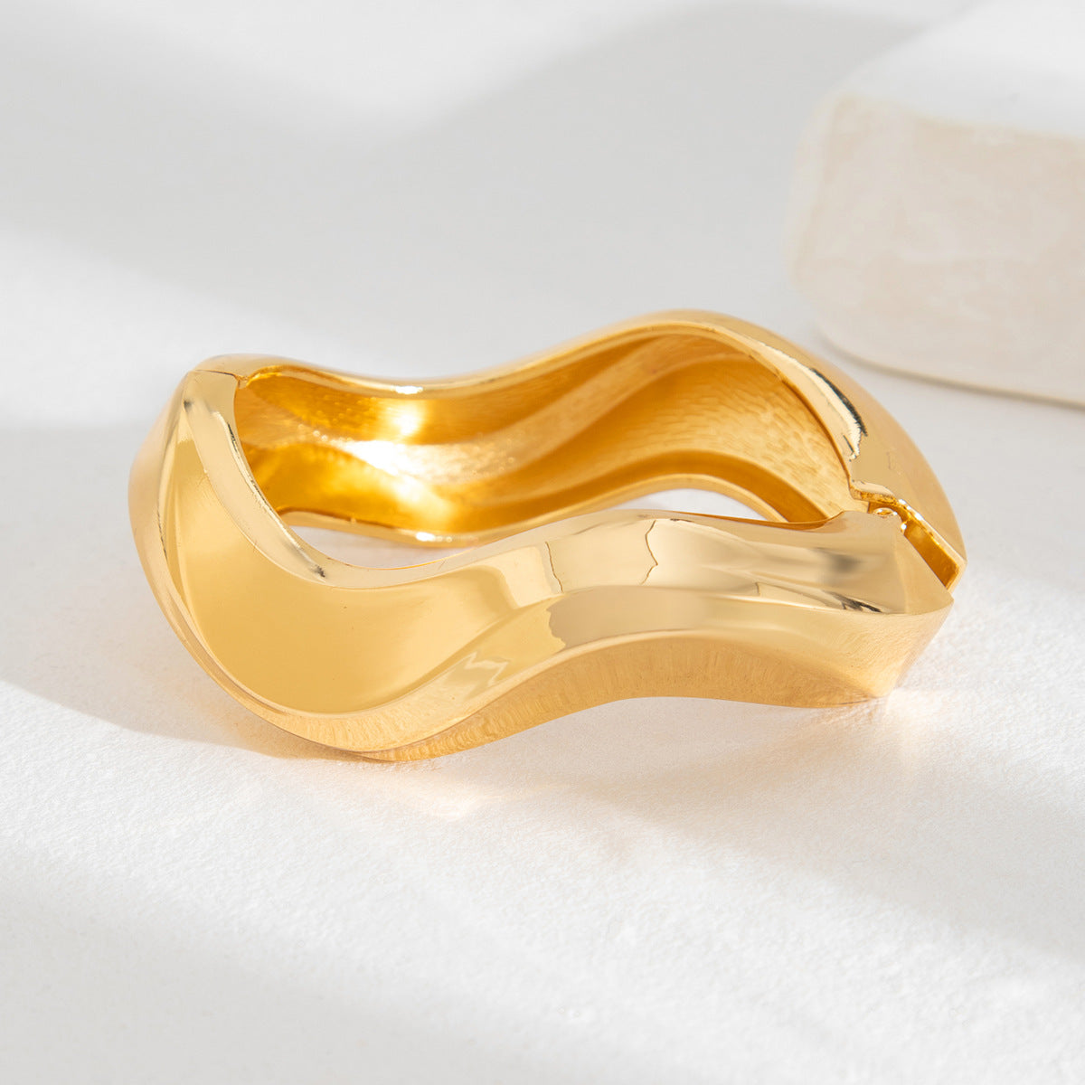 Fashionable Alloy Smooth Hugging Bracelets Set
