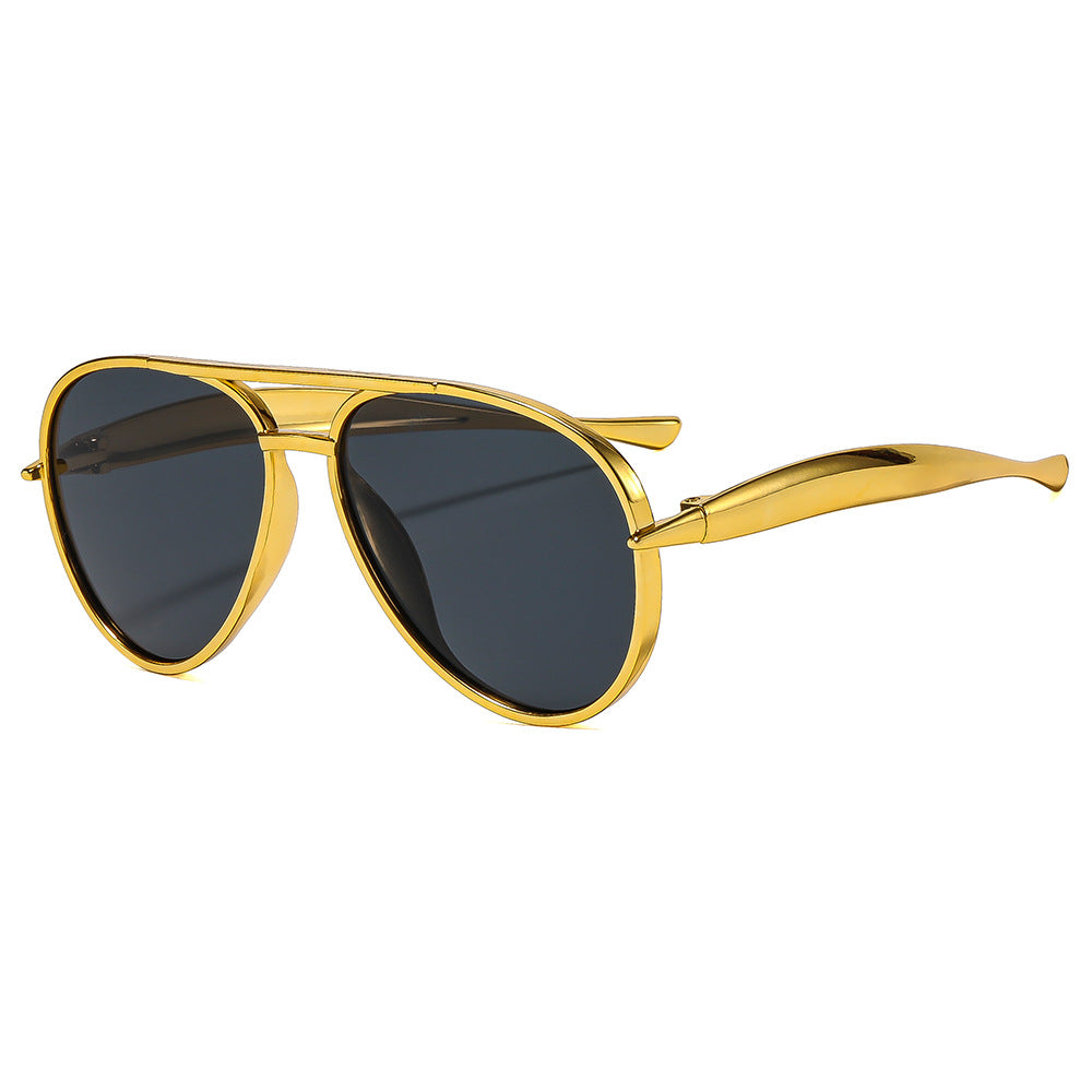 Trendy Oversized UV400 Sunglasses for Outdoor Activities