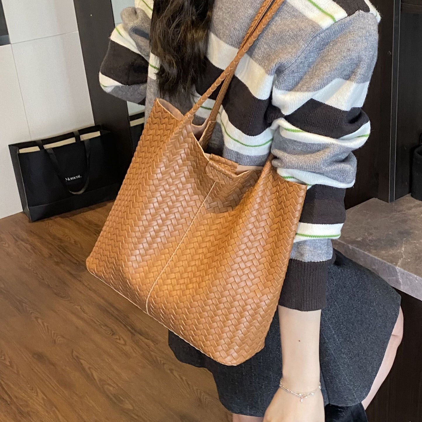 Woven Tote Bag for Women Stylish Casual Shoulder Bag