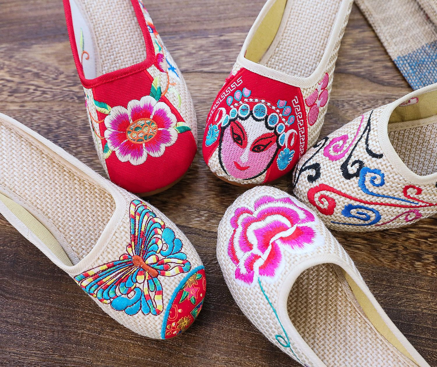 Butterfly Cloth Shoes Ladies Casual Summer Walking, Shopping Tourism, Cow Tendon Bottom Slippers