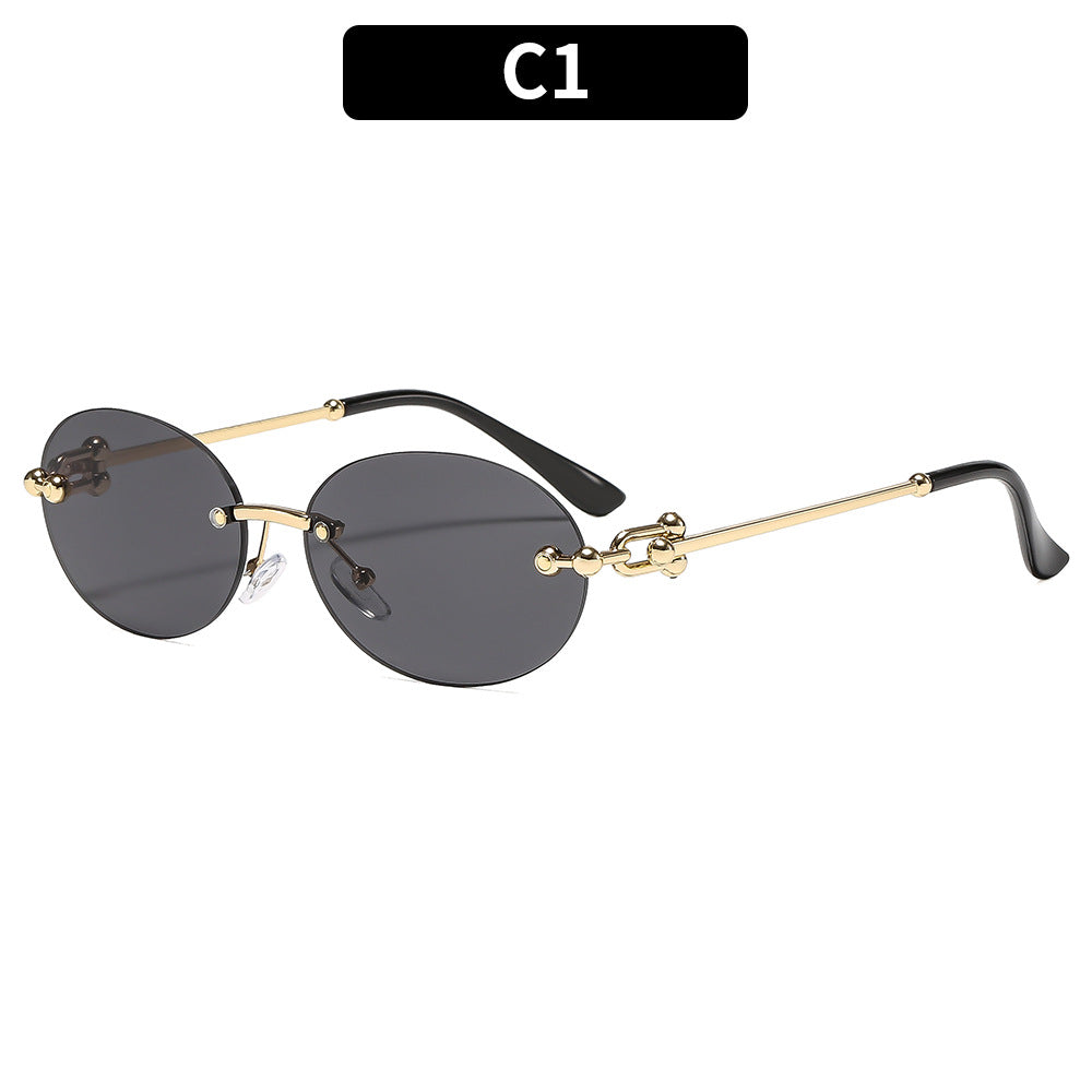 Stylish Oval Frame UV400 Sunglasses for Outdoor Activities