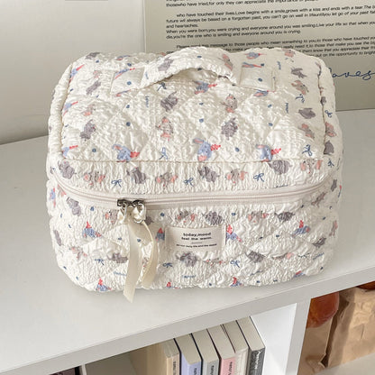 Red Hat Elephant Cosmetic Bag Cute Travel Organizer