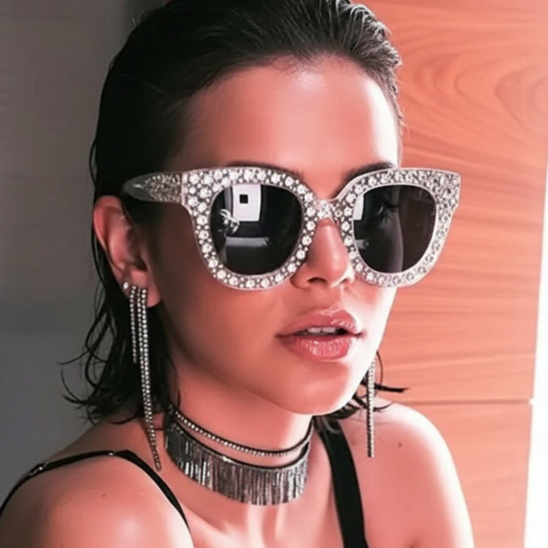 Fashionable Square Frame Sunglasses With Glitter Accents