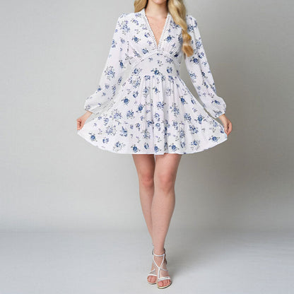 Floral Lace Short Dress With V-Neckline and Lantern Sleeves