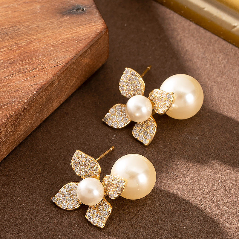 Elegant Pearl Floral Stud Earrings With Crystals