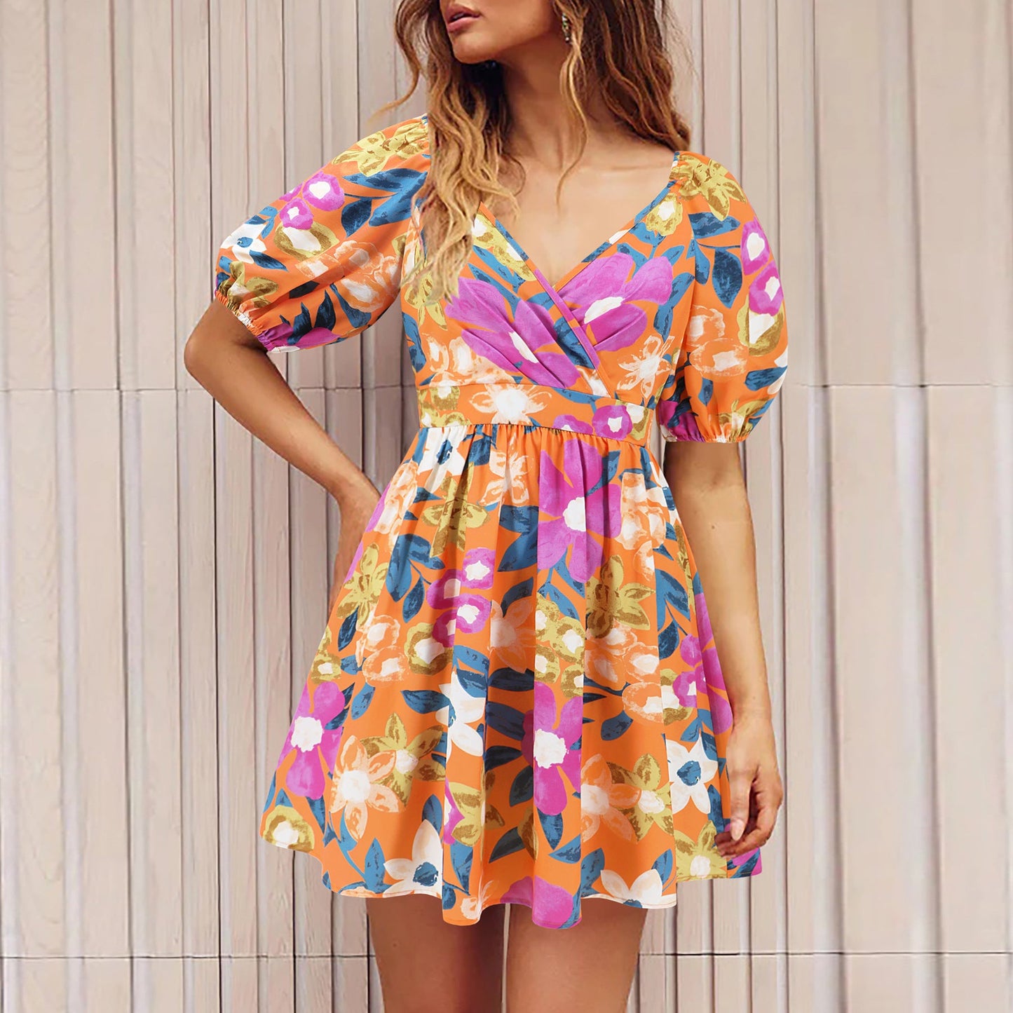 Women‘S Wear Summer New V-Neck Printed Beach Lantern Sleeve Short Dress