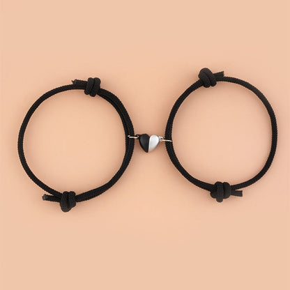 Fashionable Black And White Heart-Shaped Magnetic Buckle Milan Rope Braided Couples Girlfriends Bracelet Adjustable Bracelet