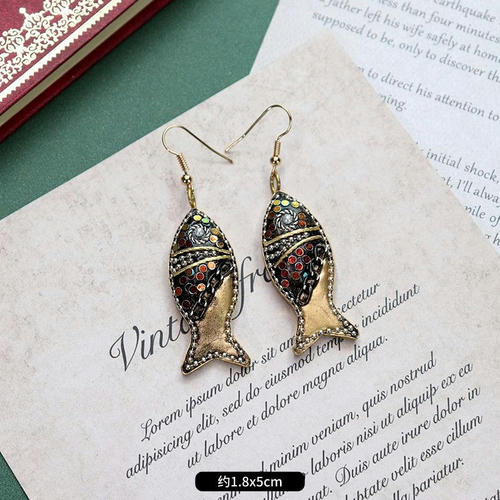 Original Niche Nepal Exotic Tibetan Ethnic Earrings Retro Temperament Simple Earrings Show Face Thin Earrings.