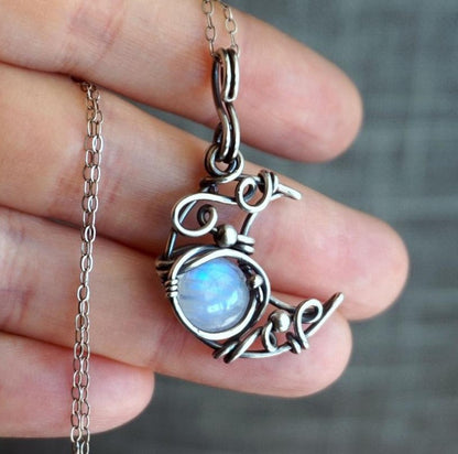 Retro Bohemian Wind Moon Light Stone Necklace With Wire Wound Hollow Moon Pendant