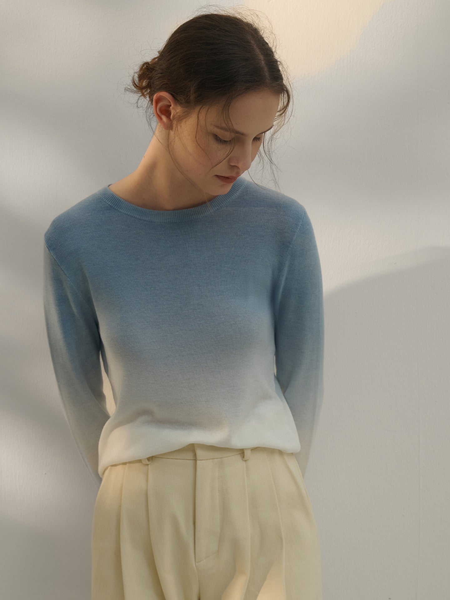 Gradient Color Women’s Wool Blend Knit Sweater