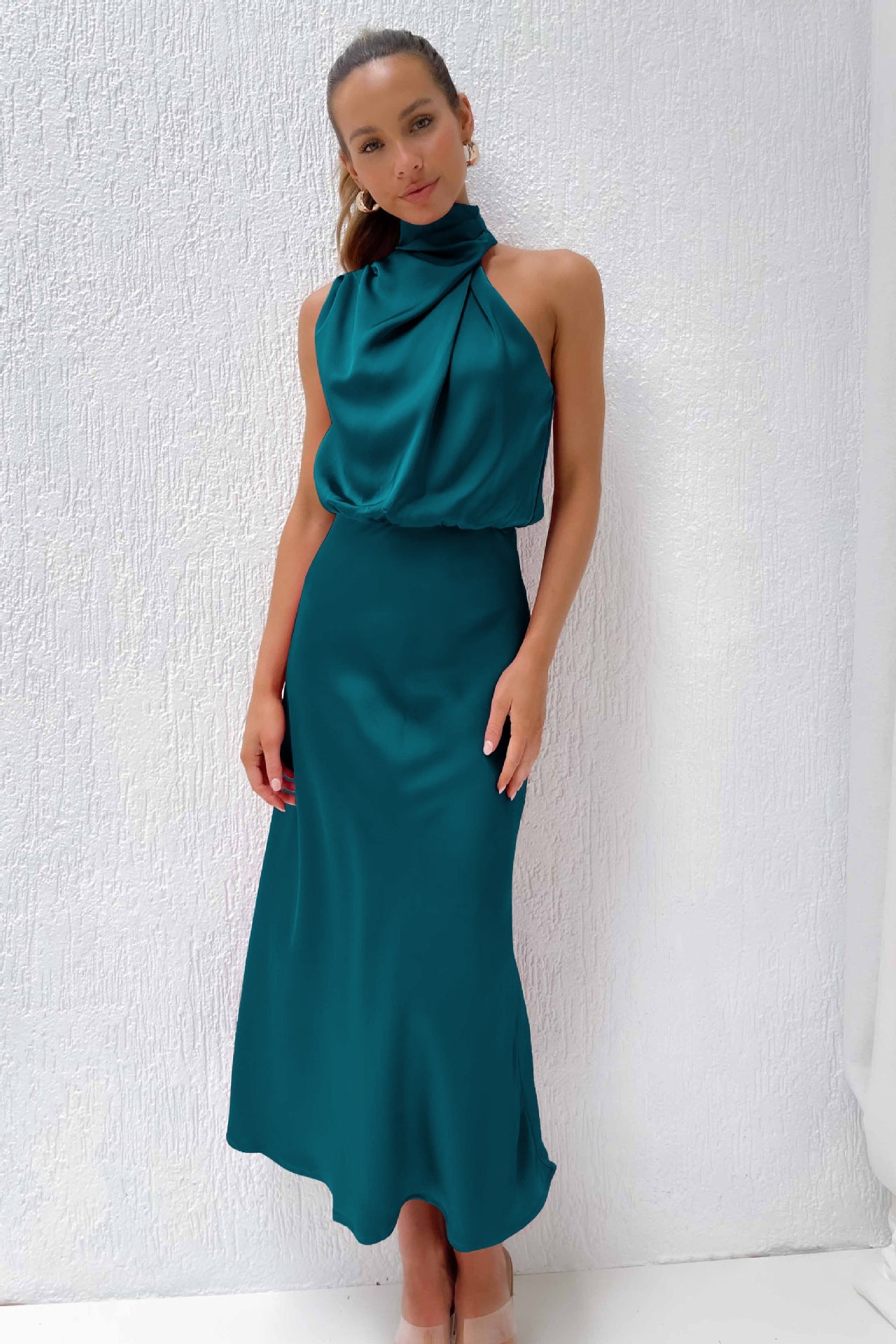 Elegant Sleeveless Satin Dress Casual Chic Evening Gown