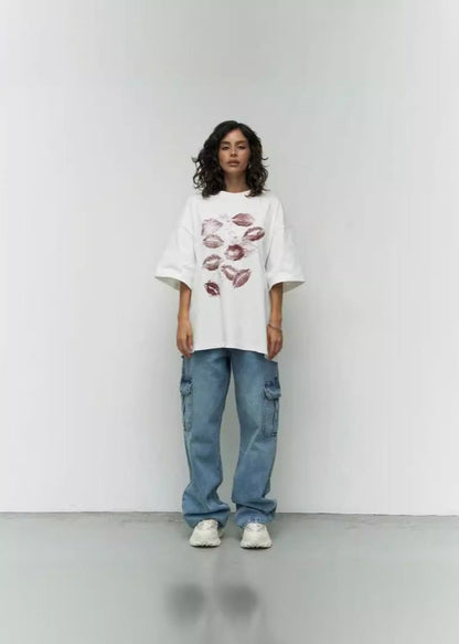 Oversized Cotton T Shirt With Lip Print Design