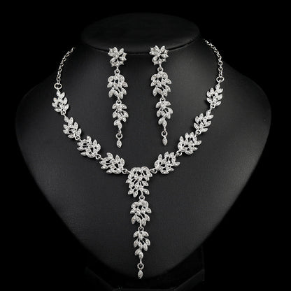 Elegant Bridal Necklace Set with High-Quality Crystal and Diamonds