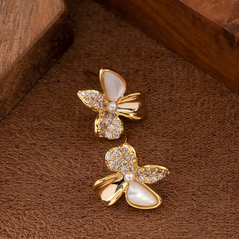 Elegant Shell Butterfly Pearl Earrings With 925 Silver Posts