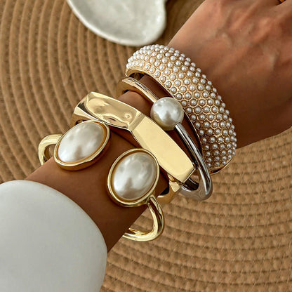 Casual Pearl Open-Edge Oval Shape Bracelet Set