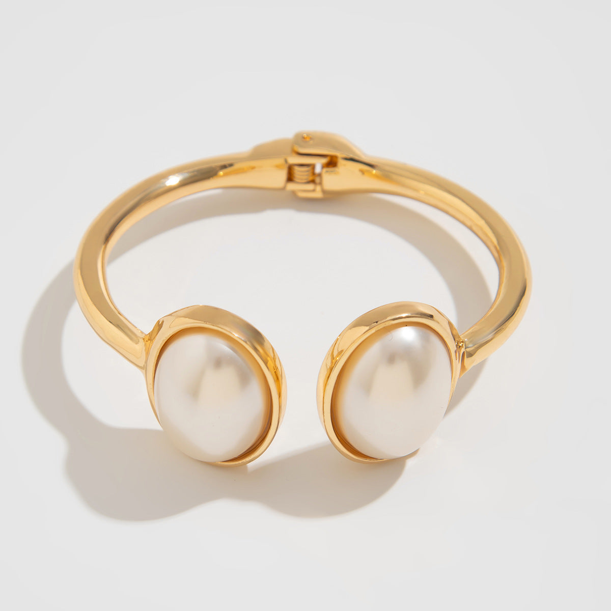 Asymmetrical Pearl Wrinkle Bracelet Alloy Jewelry Set