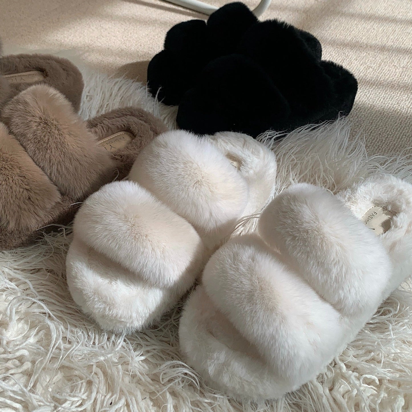 Plush Solid Color Fur Chunky Slippers