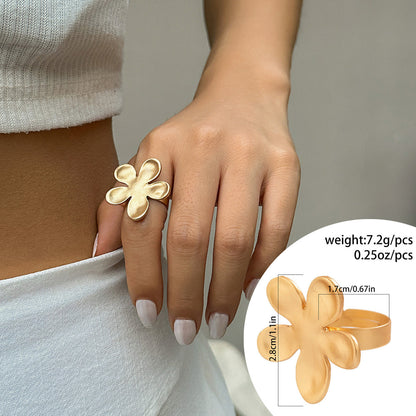 Exaggerated French Wrinkled Metal Ring Floral Design