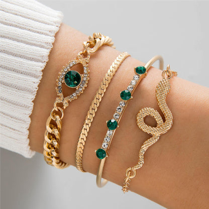 Heart-Shaped Emerald Gemstone Bracelet Set With Rhinestones