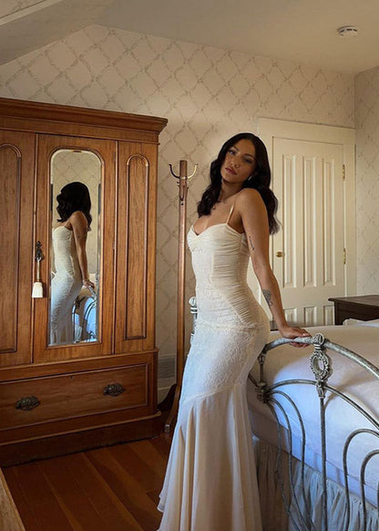 Lace Mermaid Evening Gown With Apricot Hue