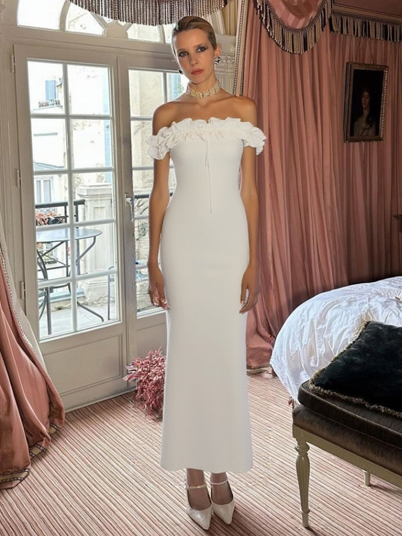 Elegant Off-Shoulder Ruffled Bodycon Dress