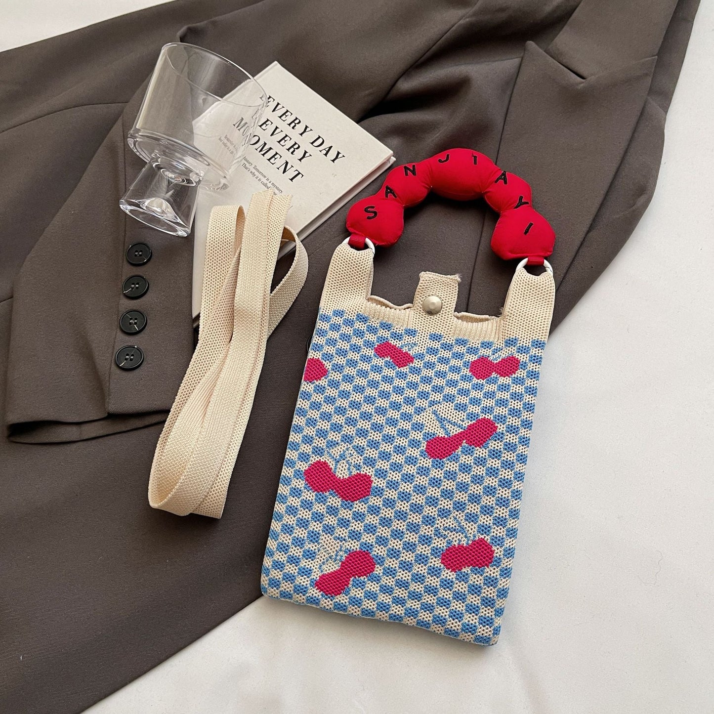 Trendy Knitted Crossbody Phone Bag Cute Cartoon Design