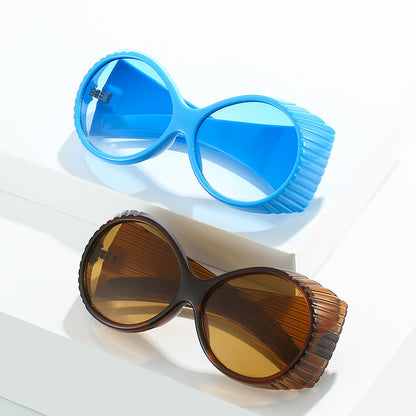 Fashionable Oversized Oval Sunglasses for Women