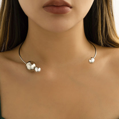 Trendy Asymmetrical Metal Circle Choker Necklace With Imitation Pearls