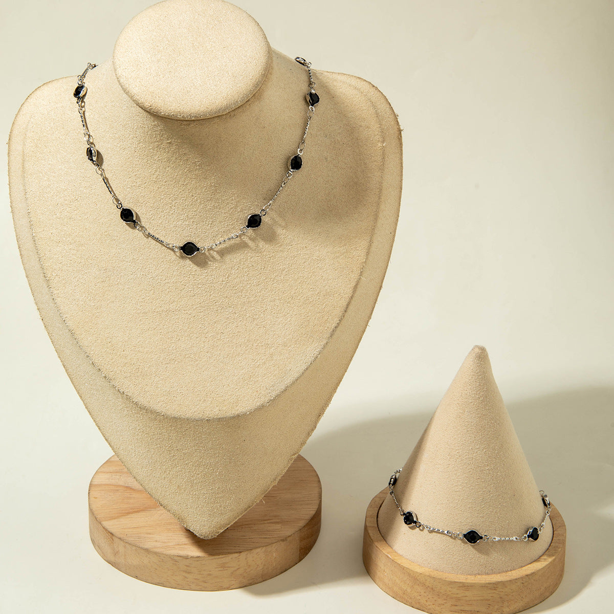 Trendy Green Cubic Zirconia Choker Necklace For Women