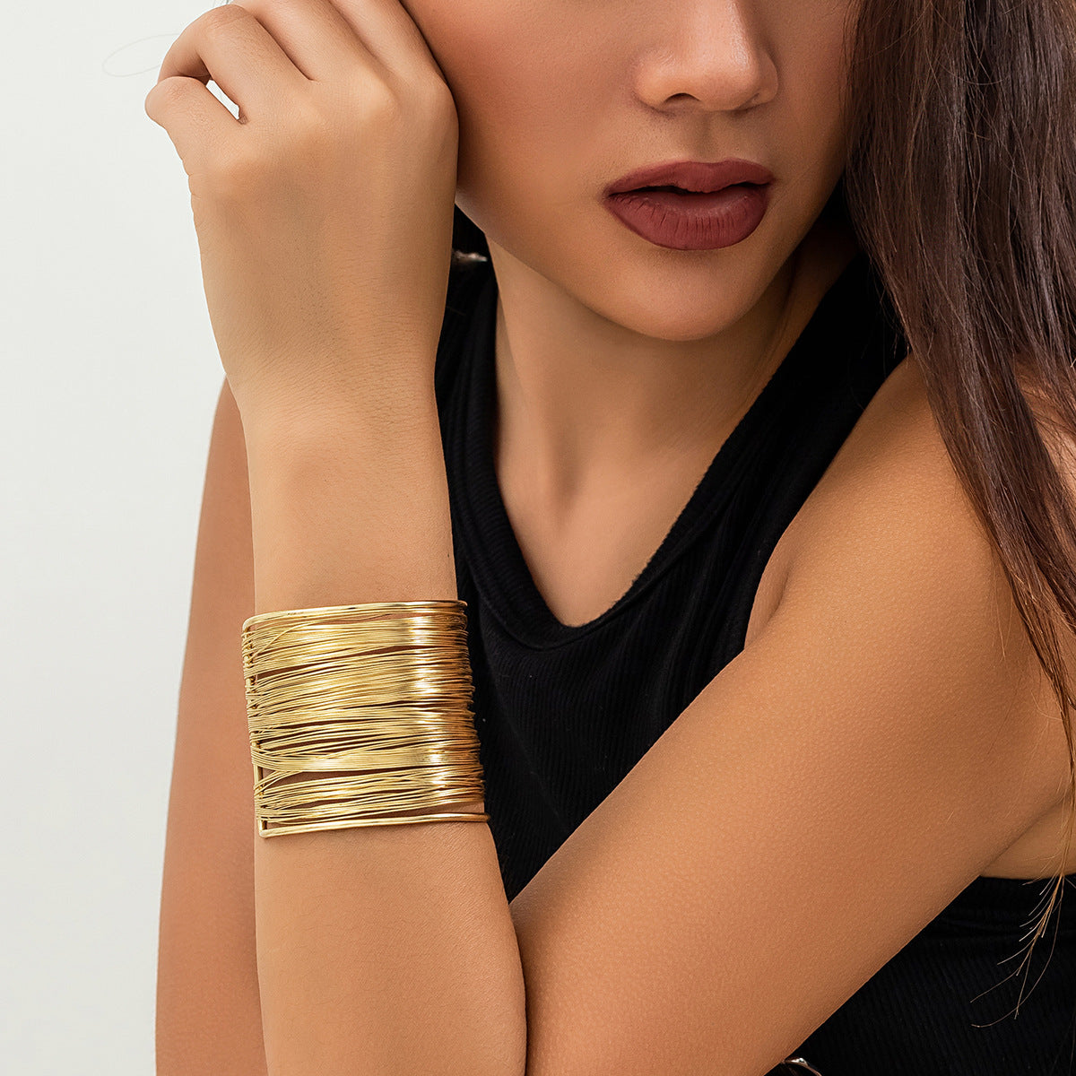 Stylish Punk Metal Wire Open Bangle Vintage Wide Irregular Bracelet