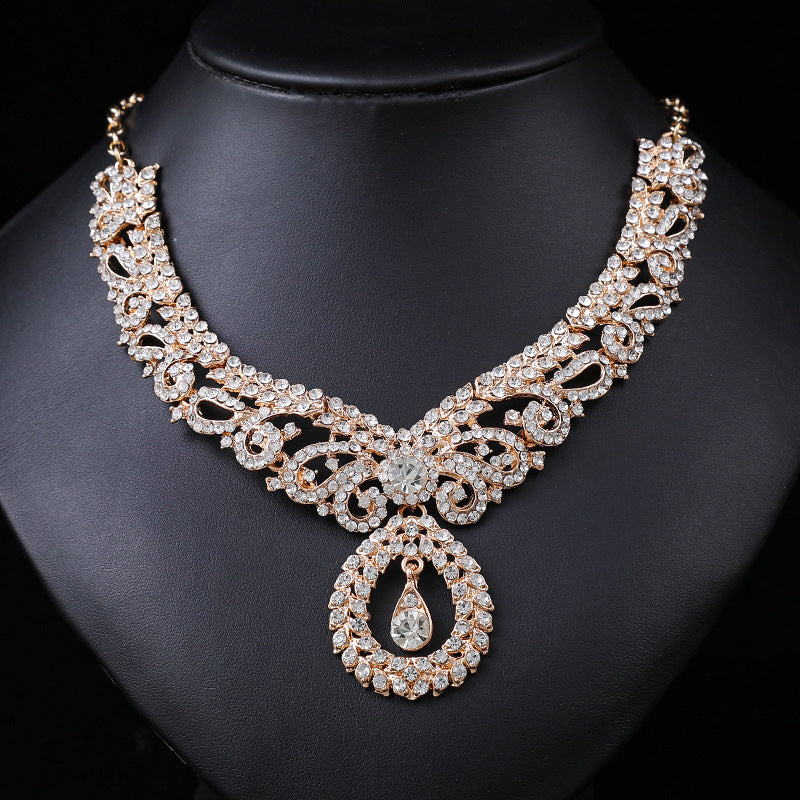 Exaggerated Retro Crystal Necklace Set for Women