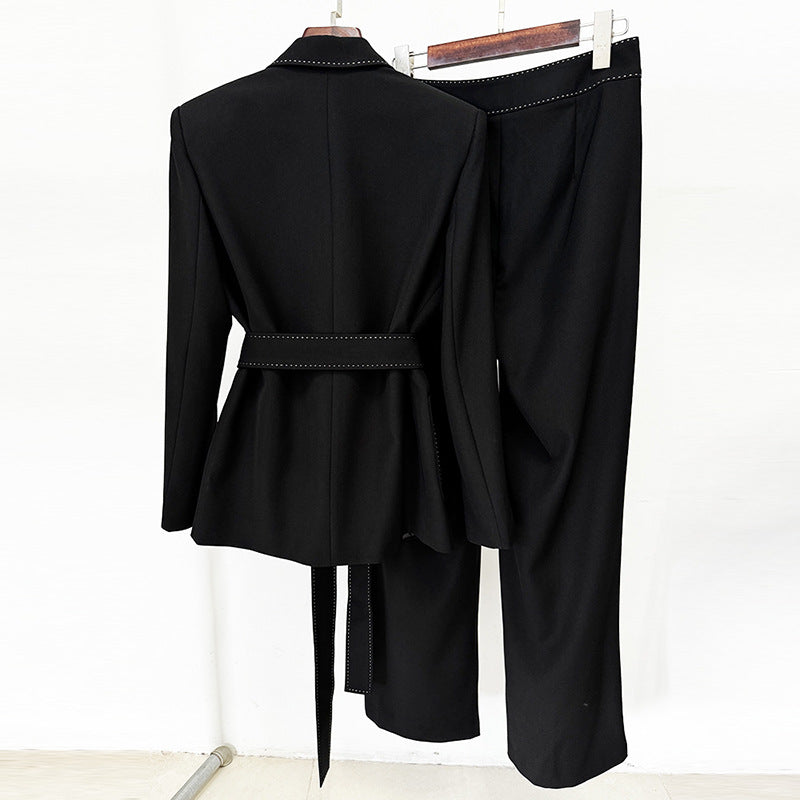 Chic Two-Piece Suit With Belted Trousers