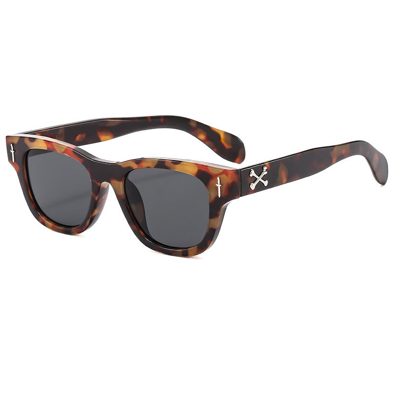 Trendy Square Sunglasses with Arrow Design UV400 Protection