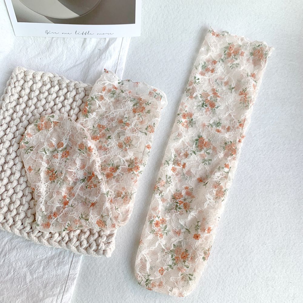 Rufia -  Garden Series Lace Loose Socks