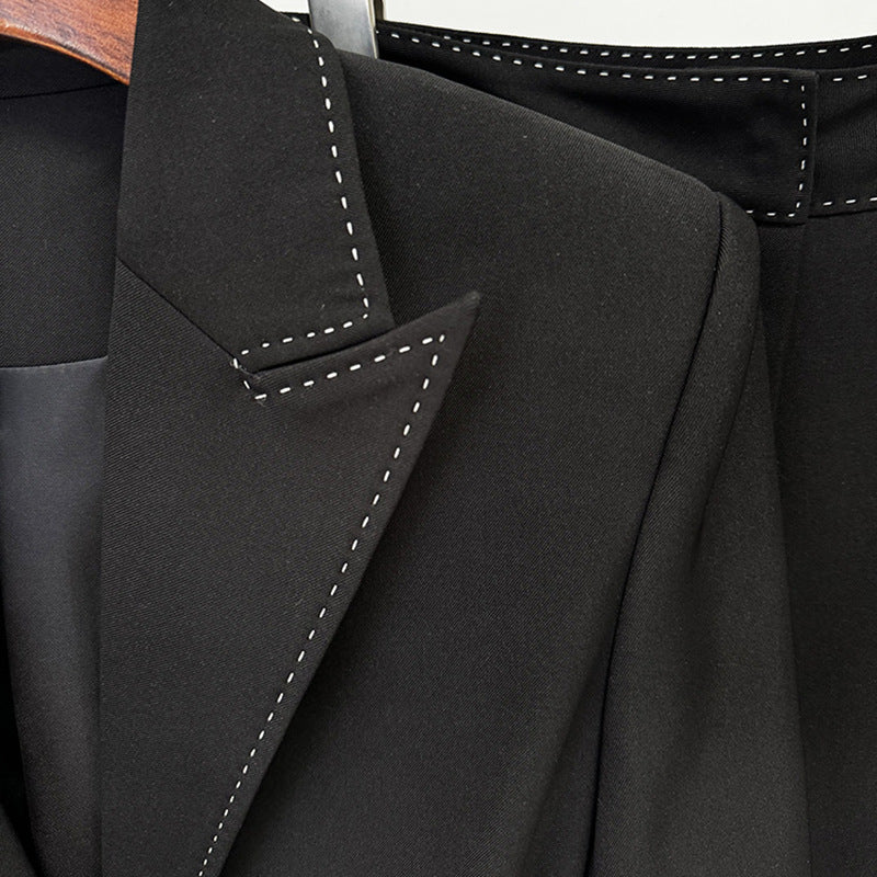 Chic Two-Piece Suit With Belted Trousers