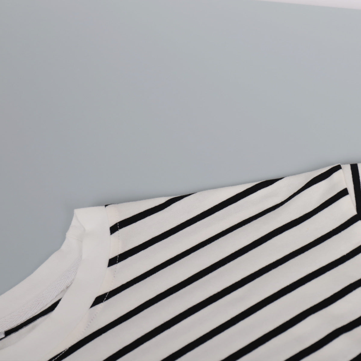 Round Neck Striped Loose Short Sleeves Top
