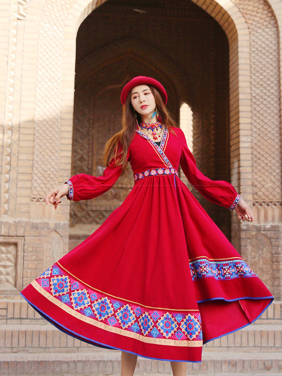Retro Ethnic Women'S Dress Embroidered Women'S New Style In Autumn And Winter