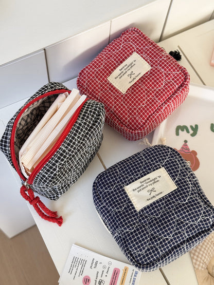 Color Block Heart Plaid Quilted Makeup Bag