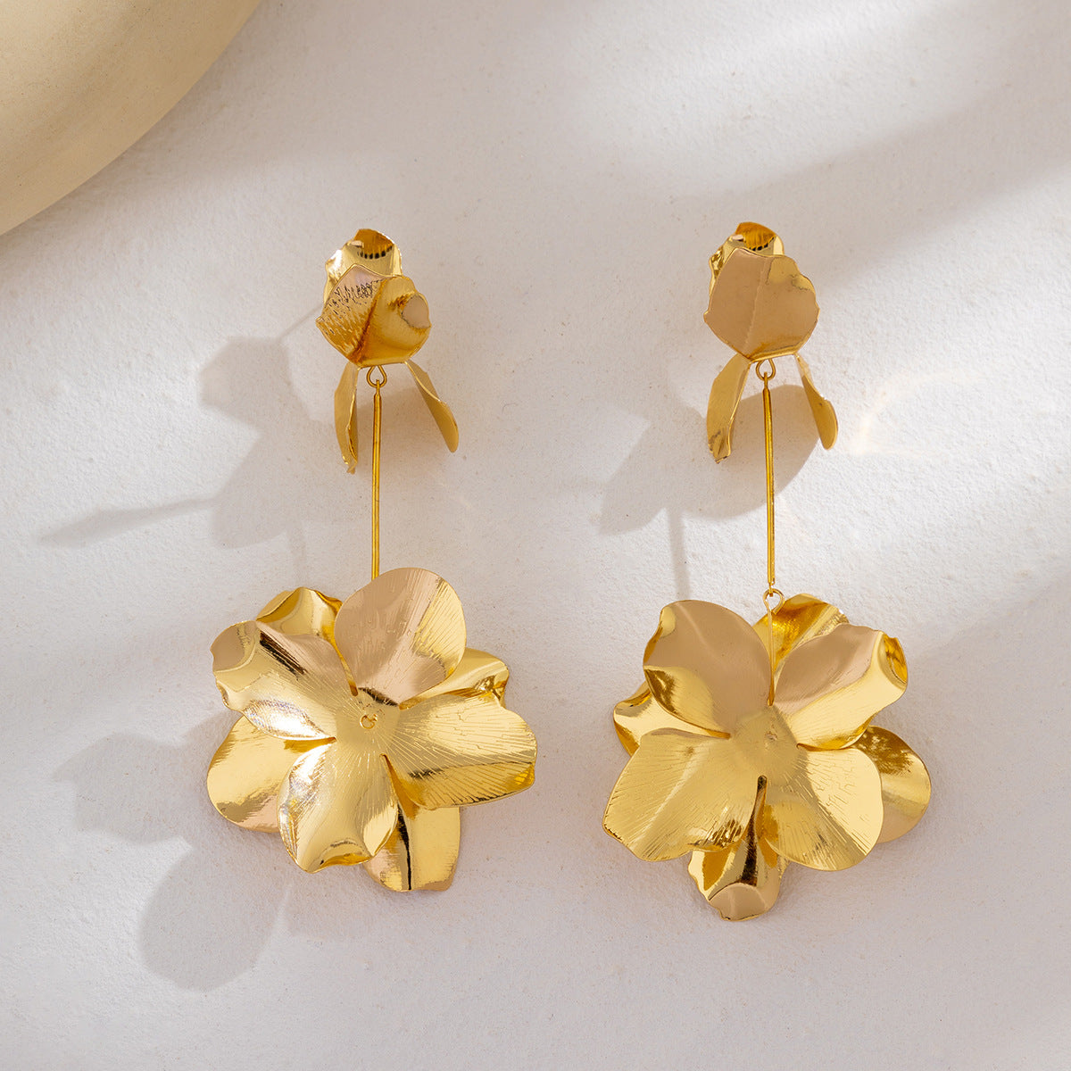 Fashionable Metal Floral Tassel Chain Earrings
