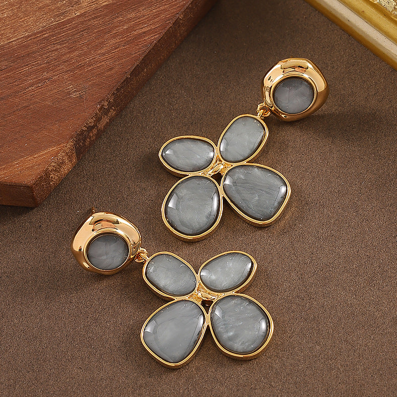 Elegant Audrey Style Four-Leaf Clover Resin Earrings With 18K Gold Plating