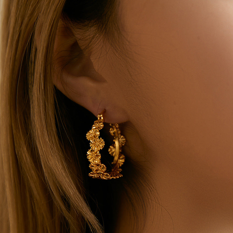 Vintage Flower Elegant Circle Hoop Earrings