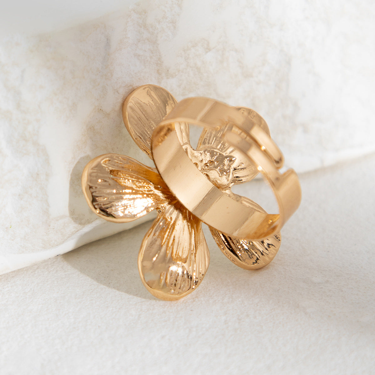 Exaggerated Floral Metal Open Ring With Dripping Oil Design