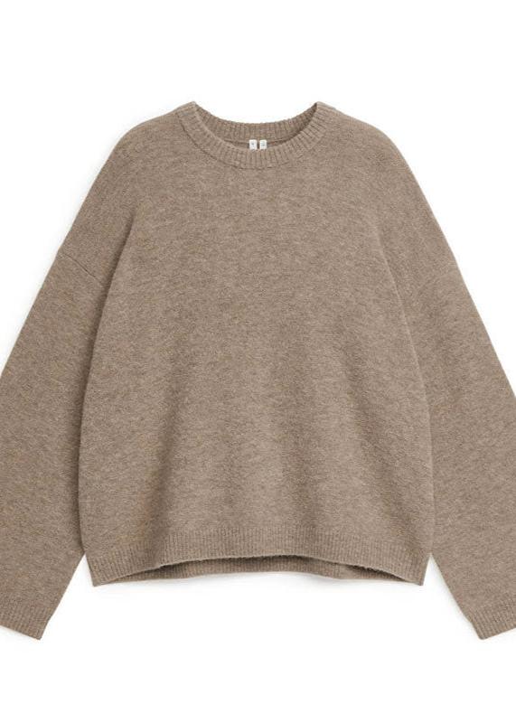 Oversized Knit Sweater Soft Breathable Fabric