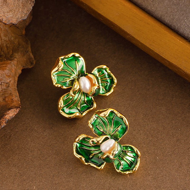French Elegant Flower Pearl Stud Earrings For Women
