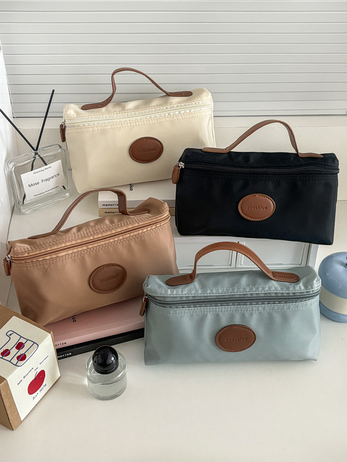 Trendy Nylon Makeup Bag Portable Cosmetic Organizer